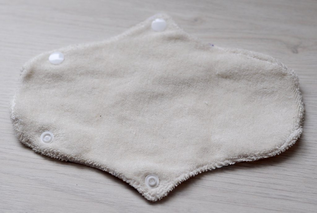 Dédé à coudre. Jolis tutos et kits couture DIY